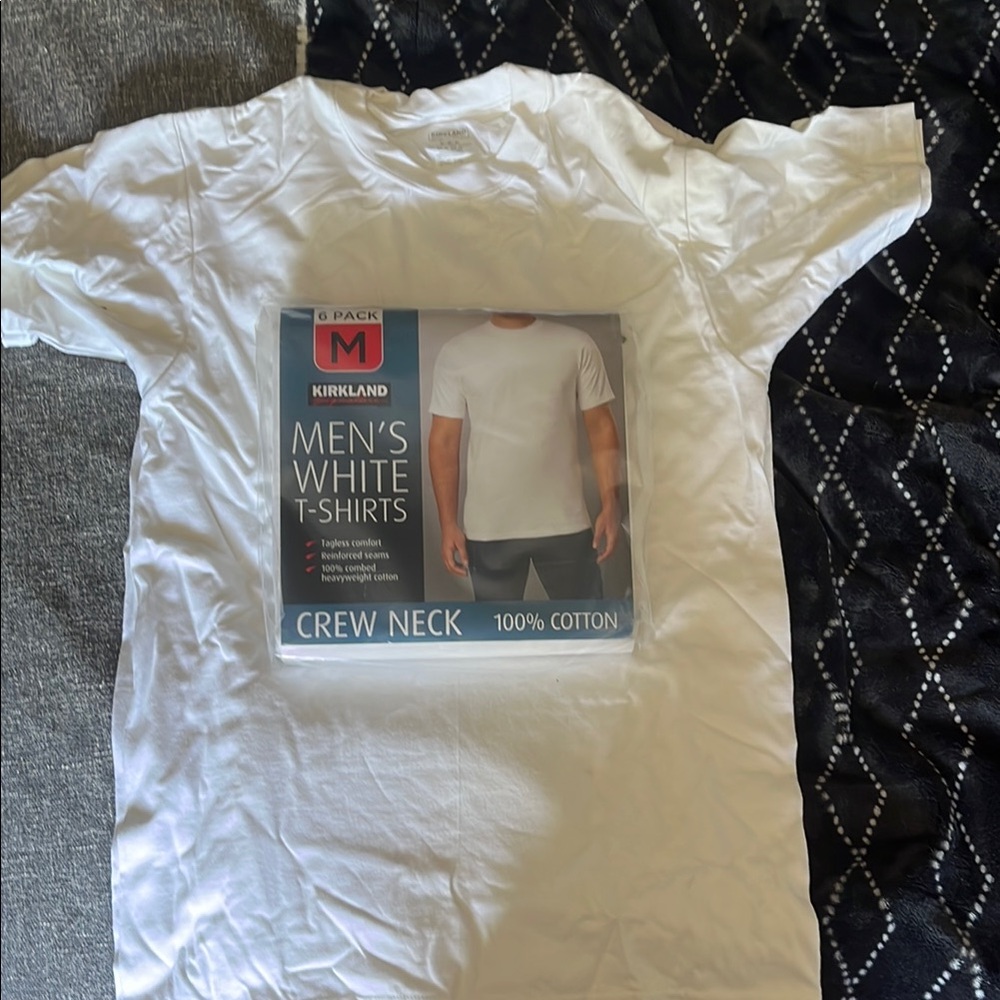 Kirkland Men's White Crew Neck T-Shirts